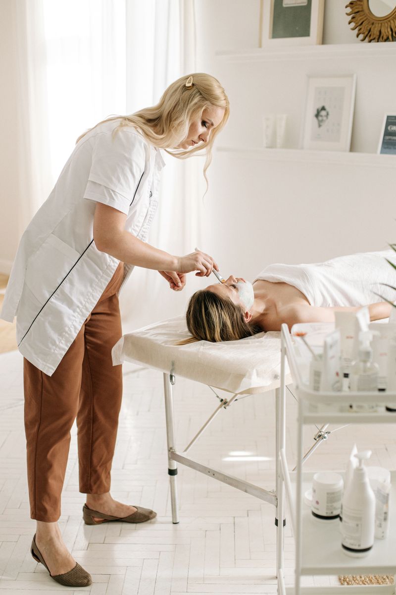 Khi nào nên cân nhắc liệu trình chuyên sâu tại spa thay vì chăm sóc tại nhà?